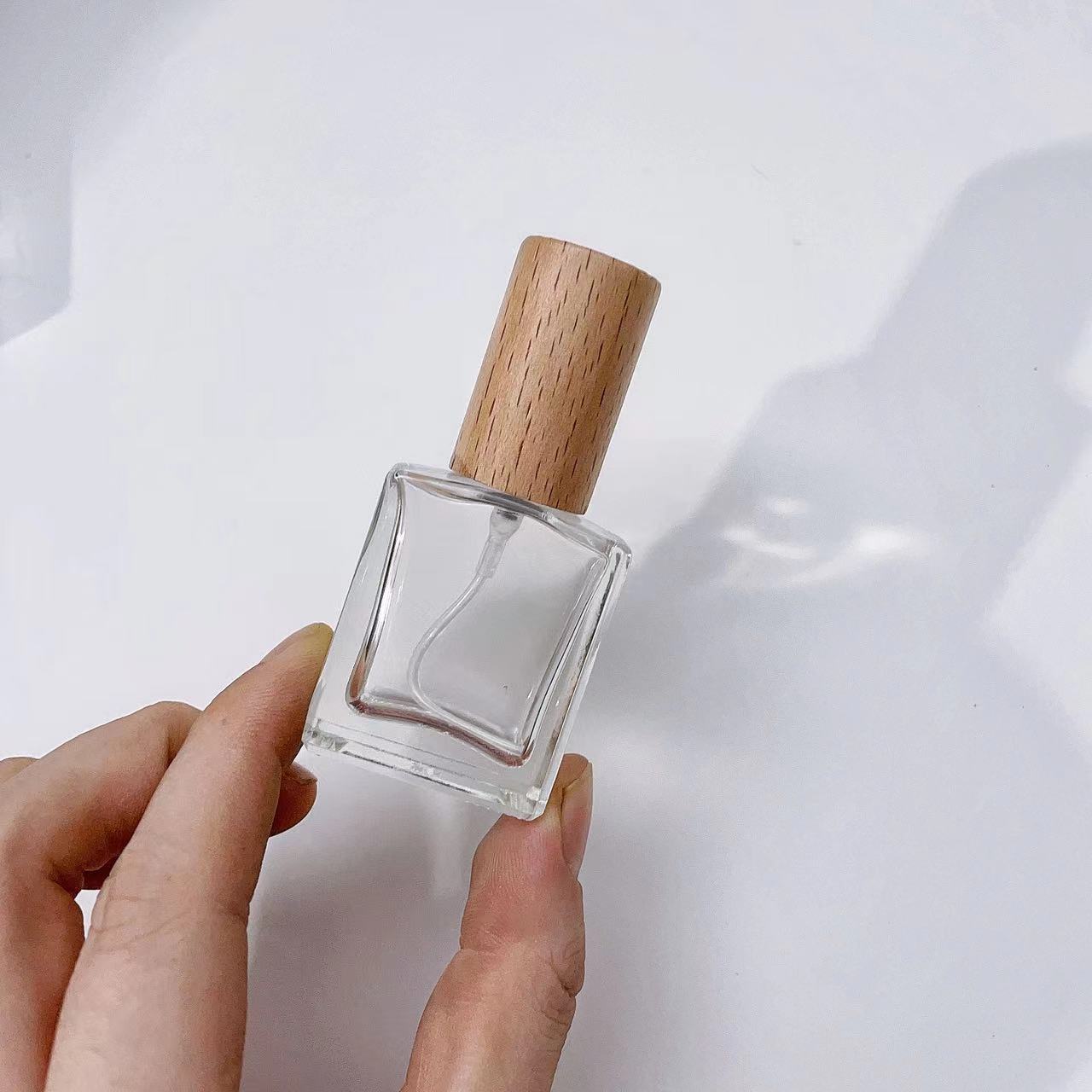 10ml Transparent Thick Glass P - Perfume Fragrance Machine recension och pris